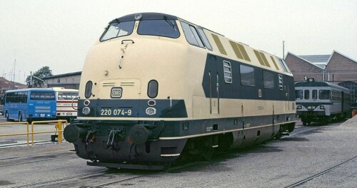 BR 220 V 200 ozeanblau beige Karlsruher Lackierung DB Bahngarfield Christian