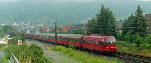 ÖBB 1003 BR 103 Eurofima rot schwarz 2 Bahngarfield Christian