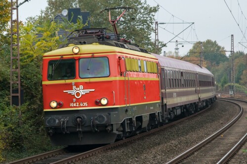 ÖBB 1042 orange Jaffa Bahngarfield Christian