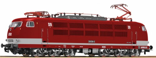 BR 103 TEE purpurrot DR Deutsche Reichsbahn roter Anstrich DR 243 bahngarfield Christian (1)