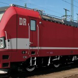 BR_193_Vectron_DR_Deutsche_Reichsbahn_roter_Anstrich_DR_243_bahngarfield_Christian-a