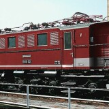 E_95_Schlesien_TEE_purpurrot_DR_Deutsche_Reichsbahn_roter_Anstrich_DR_243_bahngarfield_Christian