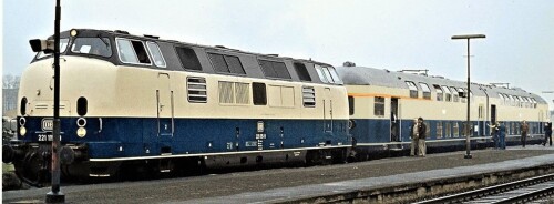 BR 220 V 200 ozeanblau beige LBE Doppelstockwagen DAB 6 8 Sonderzug (4)
