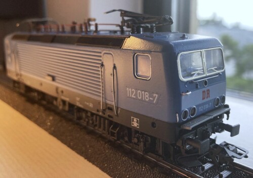 DR 243 BR 112 Produktfarben fernblau cinclaint christian (3)