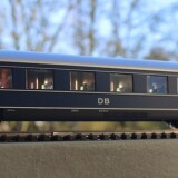 Marklin_Trix_V_200_002_Prototyp_H0_blauer_Enzian_F-Zug_stahlblau_RAL_5013_a-2