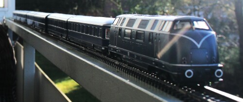 Märklin Trix V 200 002 Prototyp H0 blauer Enzian F Zug stahlblau RAL 5013 f (1)