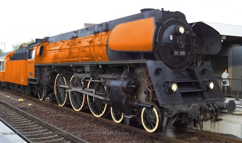 BR 01.5 DR Städte Express orange (1)