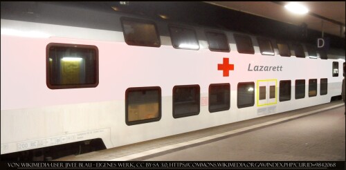 City_Night_Liner_Dosto_als_Lazarettwagen_rotes_Kreuz_Bundeswehr_Bahn-1.jpg