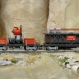 PFM_2-8-0_Feuerwehrzug_Katastrophenzug_H0_gauge_Bogie_Holz_Martin_fluhdesign-1