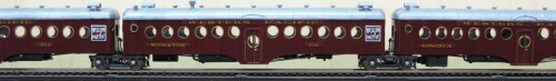 Western_Pacific_Railroad_Gas-Electric_Train_1912_H0_gauge_Bogie_Holz_Martin_fluhdesign-3.jpg