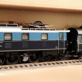 E_52_22_BR_116_DRG_grau_Karwendel_Express_hellblau_44_60_7033_22dkl.blau_21_20_23beige_96_90_85