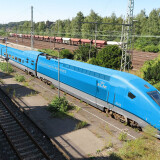 KLM_Royal_dutch_Airlines_blue_TGV_SNCF_NS_Nederlands_Spoorwegen_bahngarfield_Christian-a