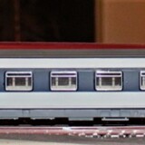 BR_112_110_E_10.3-F-Zug_ADE_H0_UIC_Halbspeisewagen_Eurofima_DB_Pop_Art_stahlblau-4