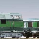 Berlin_Leipzig_Express_BR_219_DR_118_V_180-Fieberglas_kanzel_dunkelgrun_hellgrun-2