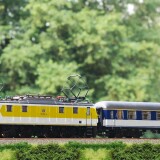 E_18_BR_118_DB_DRG_Pop_Art_Lackierung_Epoche_3_4_gelb-1