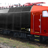 BR_120_DB_IC_TEE_DSB_ME_rot_Schwarz-2