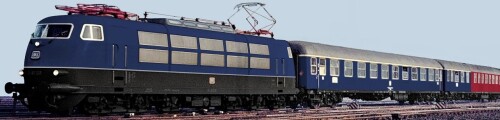 BR_103_stahlblau_F-Zug_munchner-kindl_Kkadu_Halbspeieswagen-2.jpg