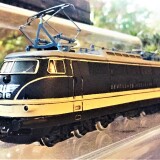 DB_E03BR_103_VT_08_Stil_stahlblau-2