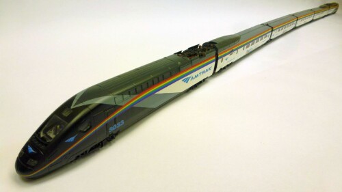 TGV_Amtrak_black_silver_a_SNCF_High_speed_Train_AMTRAK_Bogdan_Bogdan-Krmelj_H0_scale_U.S-1.jpg