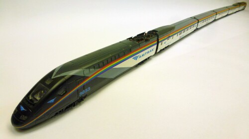 TGV_Amtrak_black_silver_a_SNCF_High_speed_Train_AMTRAK_Bogdan_Bogdan-Krmelj_H0_scale_U.S-2.jpg