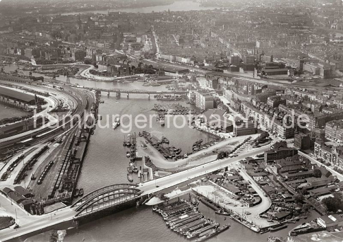 Hamburger_HAfen_Hafenbahn_Luftbild_Billehafen_Oberhafen__Billhorner_Brucke_Schuten.png