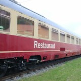 BR_110_E_10_Bugelfalte_TEE_Speisewagen_rot_beigeNordlingen_BW_bayrisches_Eisenbahnmuseum-3