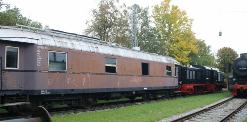 BR_236_Dampf_Generatorwagen_Nordlingen_BW_bayrisches_Eisenbahnmuseum-1.jpg