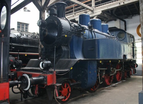 TAG_7_Tegernseebahn_Dampflok_blau_Bayrisches_Bahnmuseum_Nordlingen_2025-1.jpg