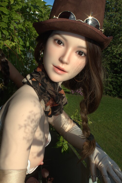 Smoooth t SE Doll SeDoll Regina Nadja sexy steampunk outfit balcony (2)