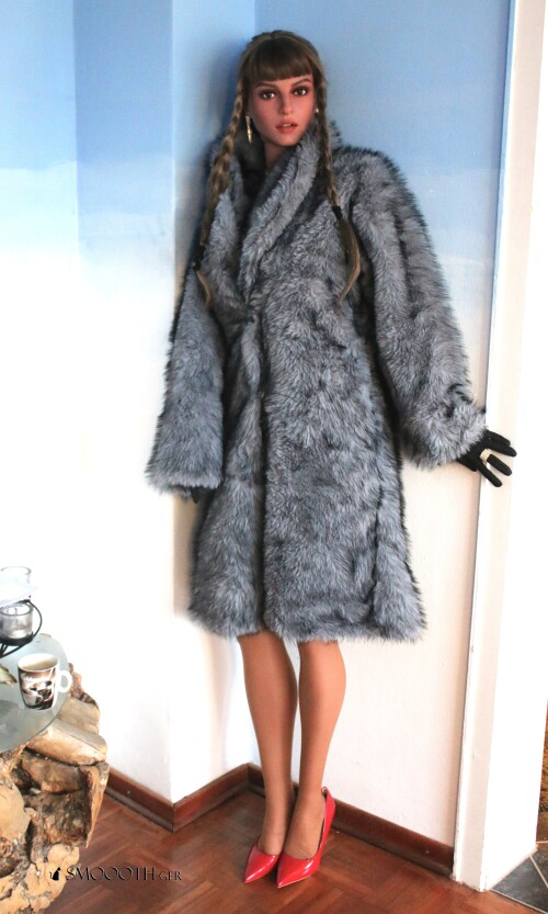 20260214 Smoooth Katy Pelzmantel Strapse Stiefel (4)
