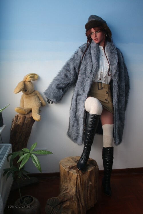 20260214 Smoooth Katy Pelzmantel Strapse Stiefel (7)
