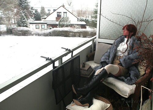 20260214 Smoooth Katy Pelzmantel Strapse Stiefel (16)
