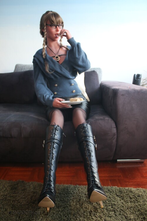 20260216 Zelex GE 223 leather skirt bllack blue top Sex doll black boots (3d) (1)
