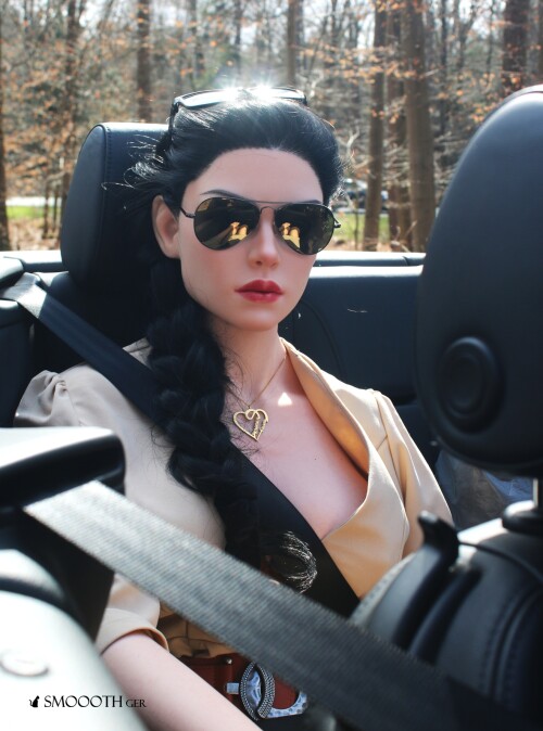 20260409 Roseretty Veronica outdoor Sunglasses convertible Driving Sex Doll